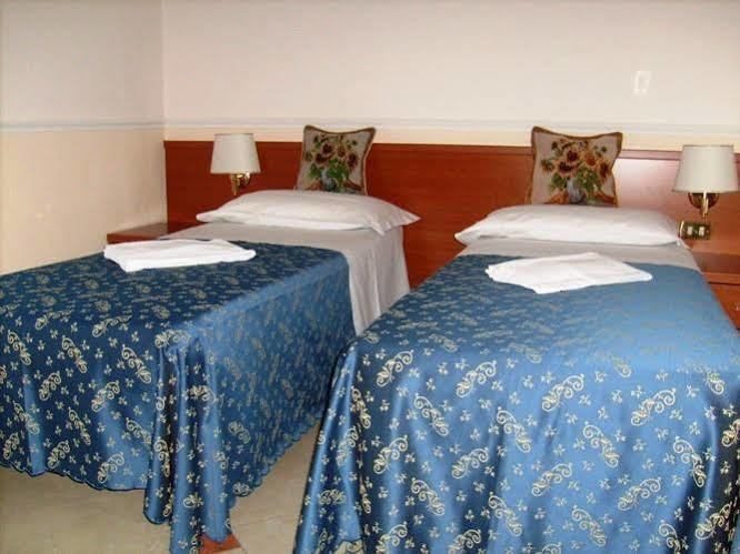 B&B Gerbera Roma Екстериор снимка